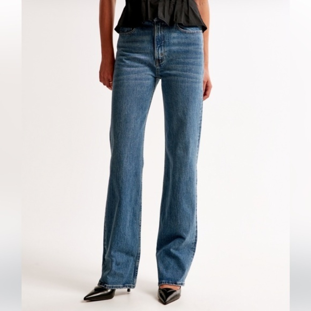 Abercrombie & Fitch The 90s Relaxed High Rise Jeans